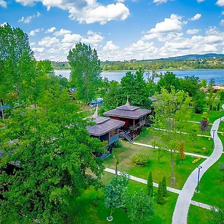 Otel Dedeman Village Sapanca Mudanya